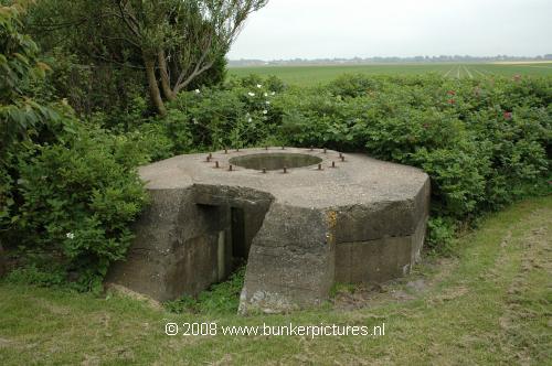 © bunkerpictures.nl - Type Tobruk for tank turret